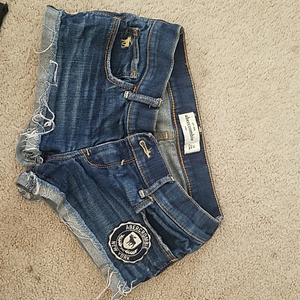 Abercrombie kids shorts